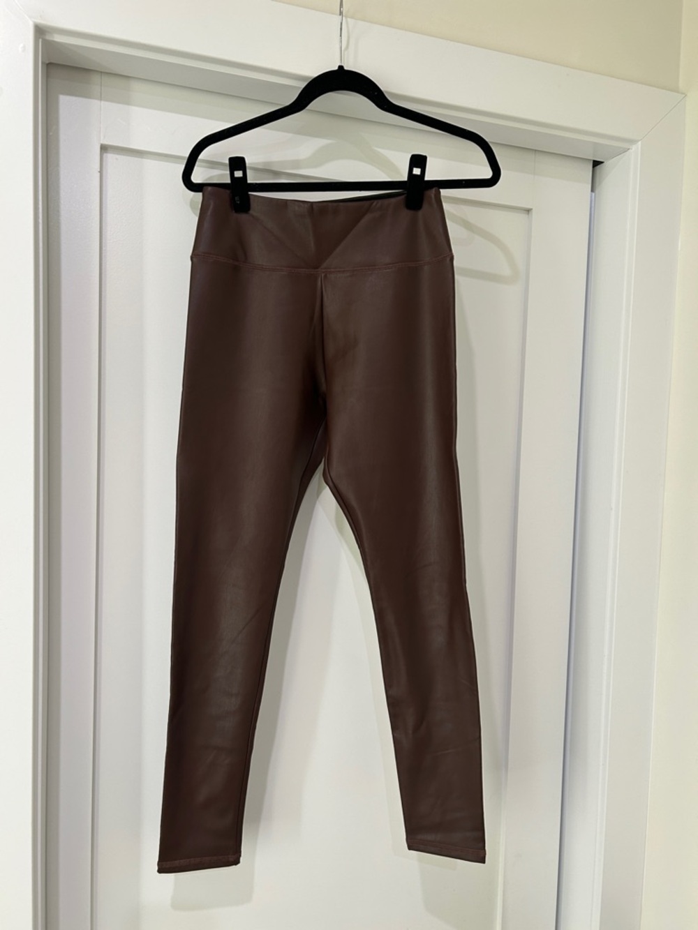 Hollister Ultra High-Rise Faux Leather Leggings